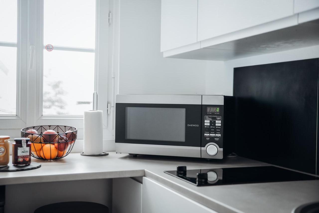 Appartement Neuf, Moderne Et Confortable! Ernée エクステリア 写真
