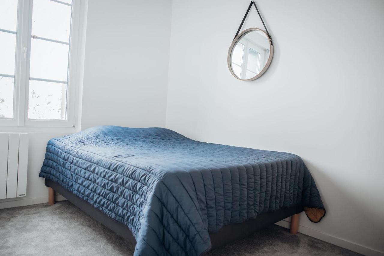 Appartement Neuf, Moderne Et Confortable! Ernée エクステリア 写真