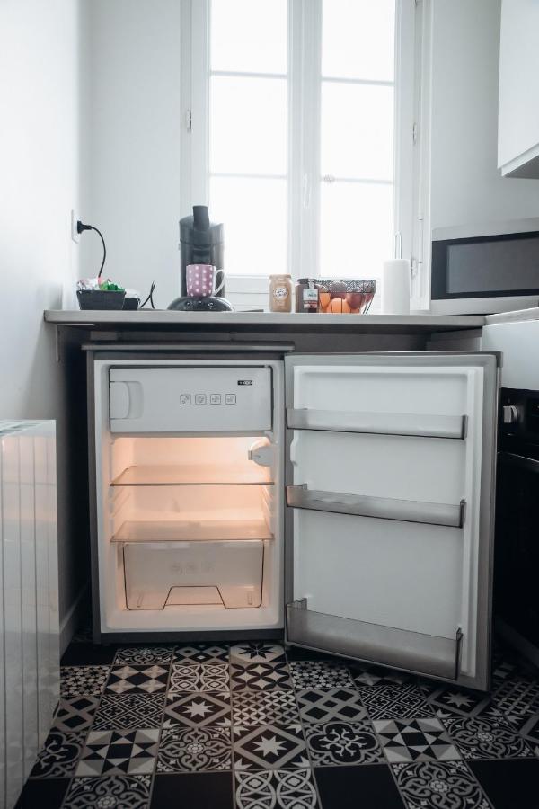 Appartement Neuf, Moderne Et Confortable! Ernée エクステリア 写真