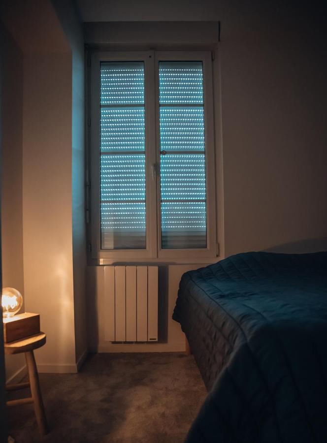 Appartement Neuf, Moderne Et Confortable! Ernée エクステリア 写真