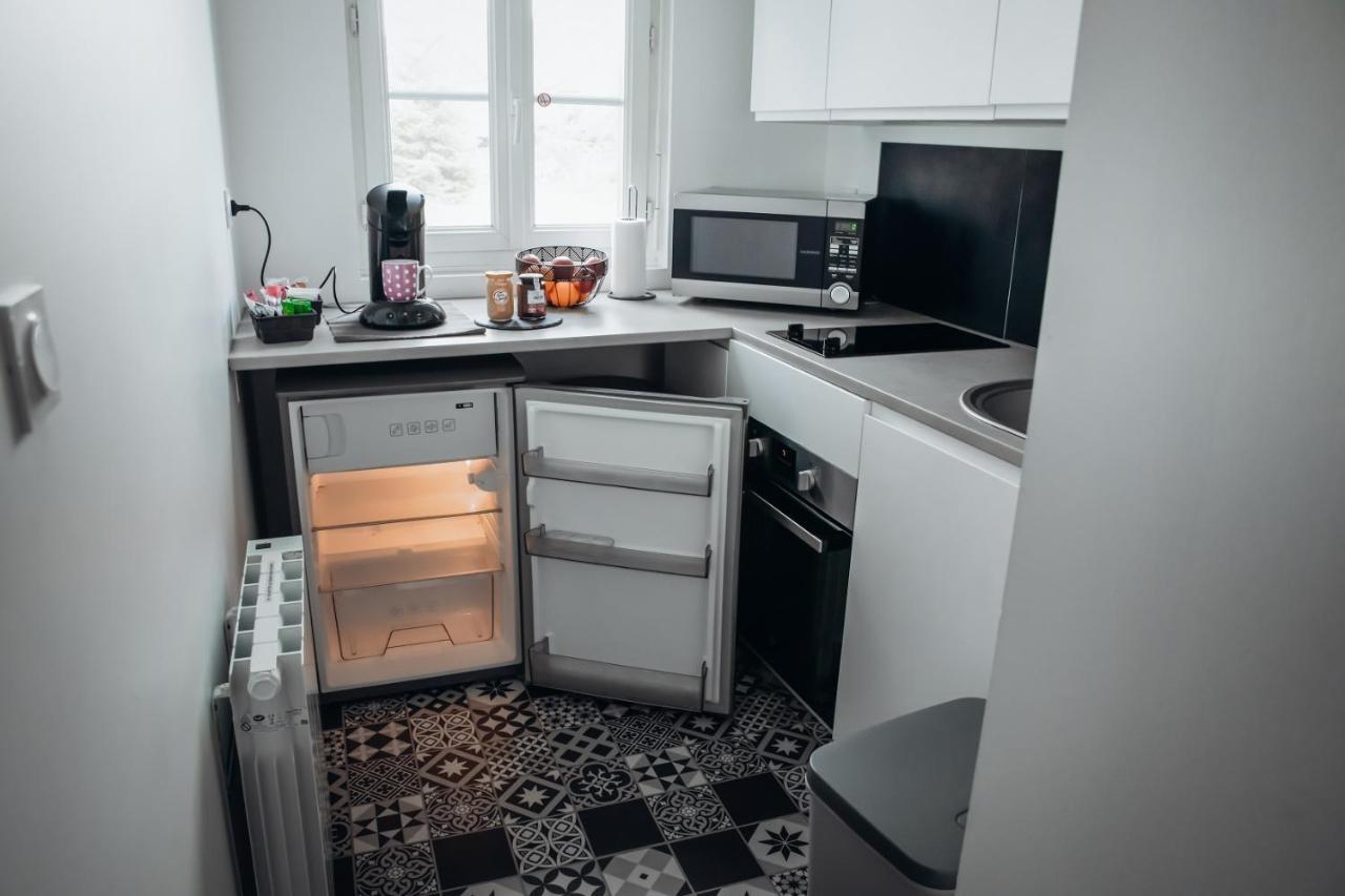Appartement Neuf, Moderne Et Confortable! Ernée エクステリア 写真
